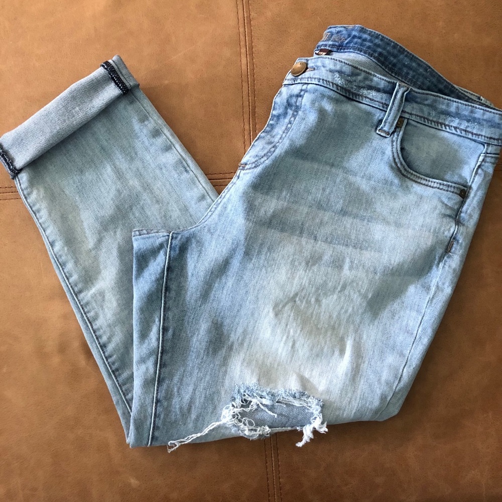 Kut from the Kloth Adele Slouchy boyfriend jeans